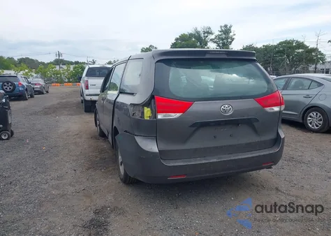 2013 Toyota Sienna L V6 7 Passenger from USA, damaged, VIN 5TDZK3DC8DS304302